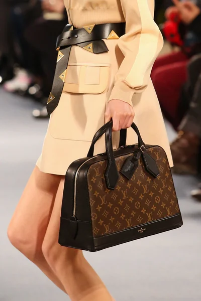 Look 59